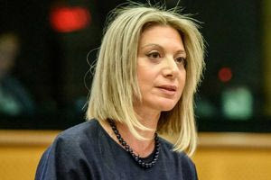 Νέο εξώδικο της M. Καρυστιανού στην Προανακριτική: Ζητά να κληθούν 17 μάρτυρες, εκ των οποίων ο Πρωθυπουργός και πέντε υπουργοί