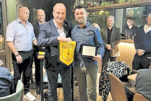 Παλαίμαχοι Εργοτέλη: Έκοψαν την πίτα τους και βράβευσαν