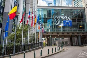 Νέους κανόνες οδικής ασφάλειας ανακοίνωσε η Κομισιόν