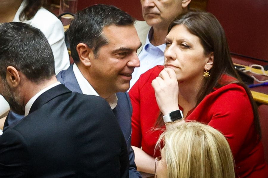 Ε όχι και λαγούμι για τον Αλέξη!