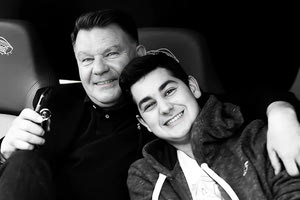 Ραγίζει καρδιές η ανάρτηση του Χρήστου Κούγια για τον πατέρα του: «Τι κλαις; Κούγιας είσαι»