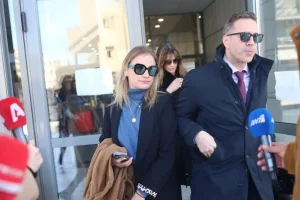 Λένα Δροσάκη για Πέτρο Φιλιππίδη: «Μου έλεγε ”ή θα μου κάτσεις ή δεν θα περάσεις”»