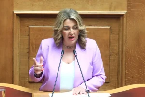 Προανακριτική για τα Τέμπη: Η Μαρία Αντωνίου αντικαταστάτρια του Δημήτρη Καλογερόπουλου