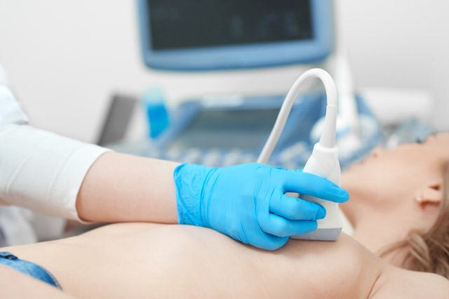 «Προλαμβάνω»: Πάνω από 65.000 γυναίκες με ευρήματα στον προληπτικό έλεγχο μαστού