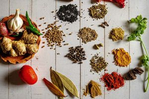 Τα βότανα και μπαχαρικά που μείωνουν την αρτηριακή πίεση – Πόσα γραμμάρια χρειάζονται