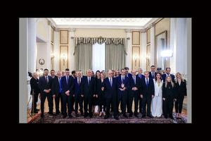 Έχει απάντηση η κεντροαριστερή αντιπολίτευση;