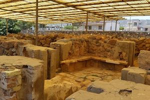 Στη Μινωική έπαυλη των κρίνων και στο Μέγαρο του Νίρου η επόμενη ξενάγηση των «Χαρτοδιαδρομών… στο Δήμο μας»