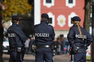 Συμμορία «τιμωρών» στην Αυστρία προσέγγιζε γκέι και τους ξυλοκοπούσε