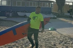 Θεσσαλονίκη – Χανιά με μια σανίδα sup για να προσφέρουν στους πάσχοντες από καρκίνο