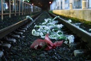 Παλιγγενεσία; Μπα, εθνική καταχνιά!