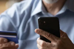 Ηράκλειο: Ο απατεώνας βρήκε … τον δάσκαλό του!