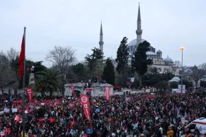 Η πρώτη φωτογραφία του φυλακισμένου Ιμάμογλου – Ευρωπαϊκές αντιδράσεις και προειδοποίηση της Κομισιόν