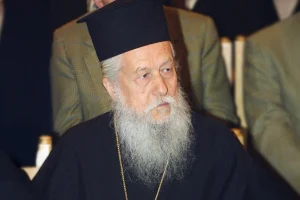 Εκοιμήθη ο Μητροπολίτης πρώην Παραμυθίας Τίτος