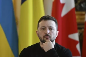 Είμαστε πλήρως δεσμευμένοι στον διάλογο με τις ΗΠΑ, λέει ο Ζελένσκι