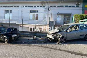 Μετωπική σύγκρουση οχημάτων στη Φορτέτσα – Ελαφρά τραυματισμένοι οι δύο οδηγοί