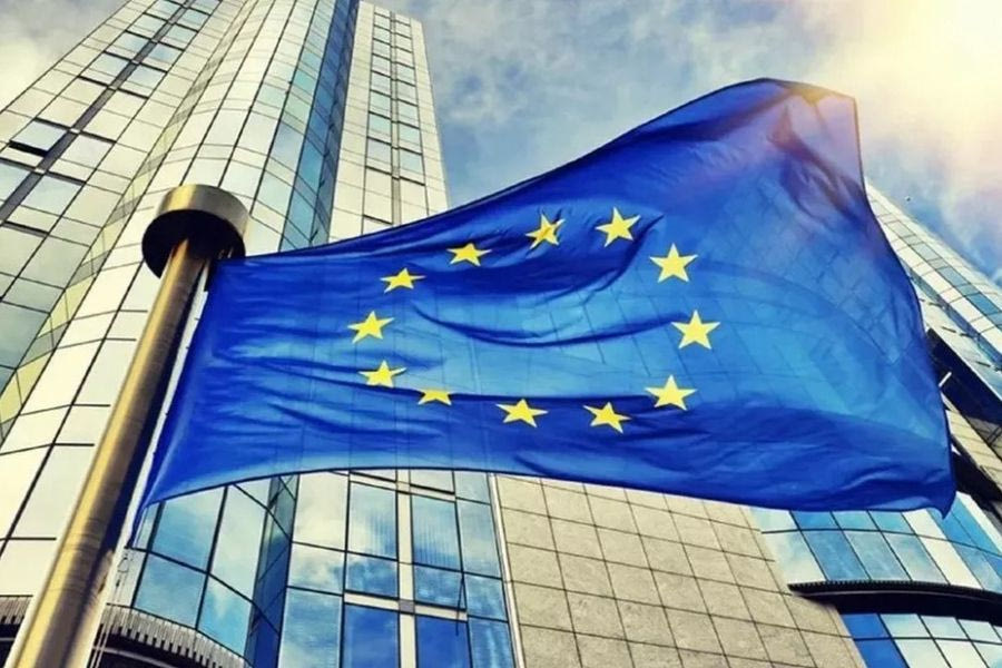 Η ΕΕ παγώνει τους δασμούς στις ΗΠΑ για 90 ημέρες και δηλώνει έτοιμη για συμφωνία
