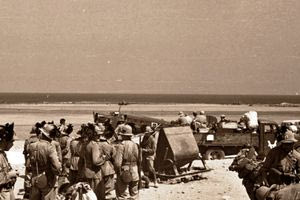 Από τη Σύρο τον Ιούνιο του 1941, στο Ηράκλειο τα Χριστούγεννα του 1942