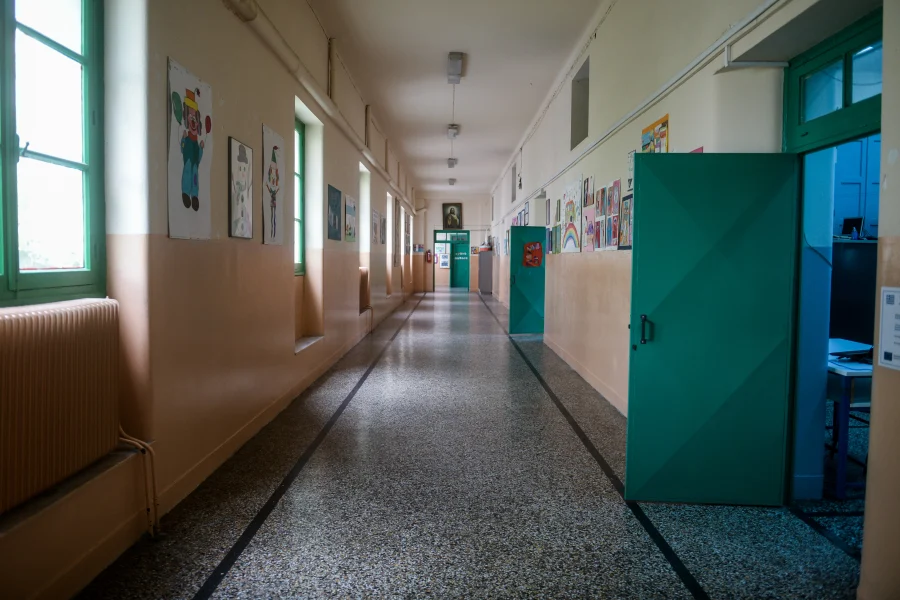 12χρονος έπεσε θύμα μπούλινγκ από συμμαθητές του στο προαύλιο σχολείου