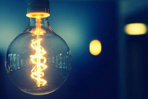 Έρχονται χαμηλότερες χρεώσεις στο ρεύμα τον Μάιο;