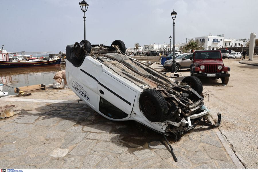 Στο έλεος της κακοκαιρίας τα νησιά των Κυκλάδων: Ζημιές σε οδικό δίκτυο, ύδρευση και ηλεκτροδότηση