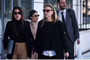 Ελπίδα Νίνου στη δίκη Φιλιππίδη: Τον ξέρω, δεν είναι βιαστής