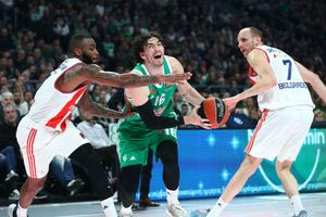 Ευρωλίγκα: Με Εφές στα πλέι οφ ο Παναθηναϊκός – Νίκη των “πράσινων” στην παράταση κόντρα στον Ερυθρό Αστέρα