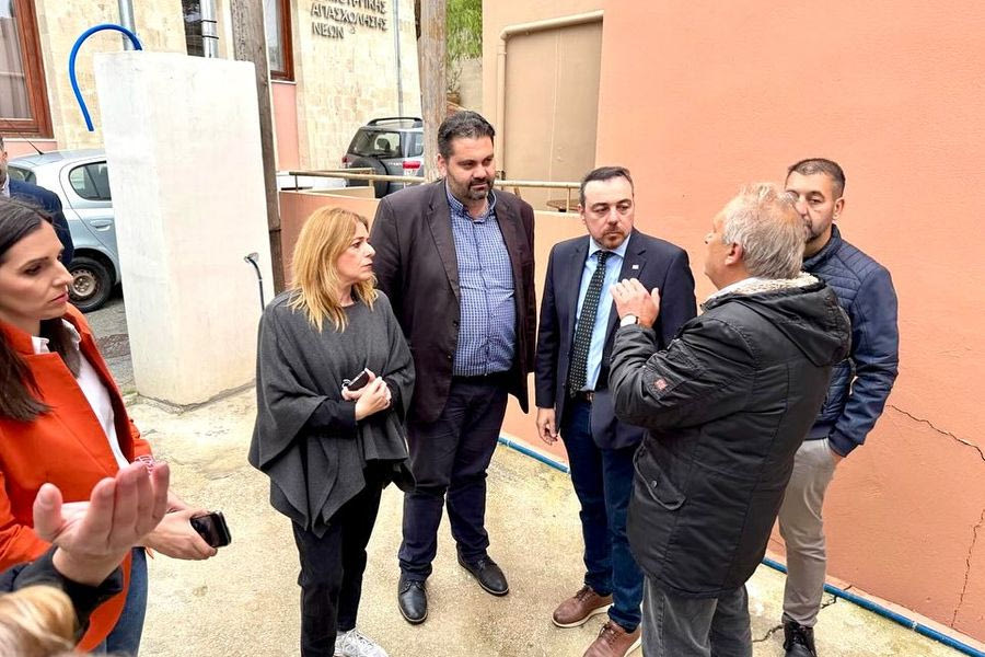 Στις Βούτες κλιμάκιο του ΠΑΣΟΚ με την Όλγα Μαρκογιαννάκη