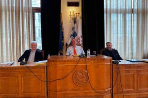 Στον Δήμο Ηρακλείου και επίσημα η χερσαία ζώνη