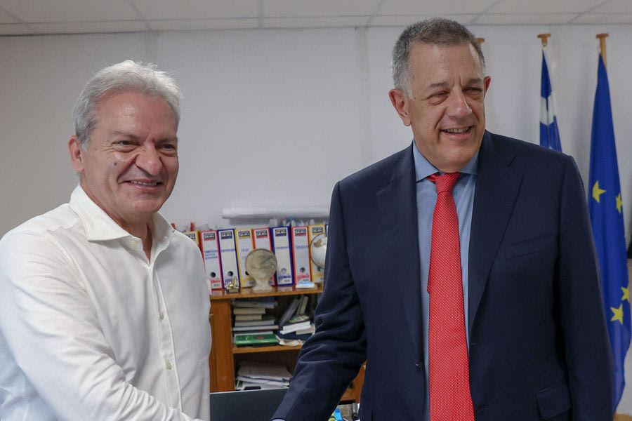 Στο Ηράκλειο ο Νίκος Ταχιάος – στο “κάδρο” της επίσκεψης ΒΟΑΚ και αεροδρόμιο Καστελλίου