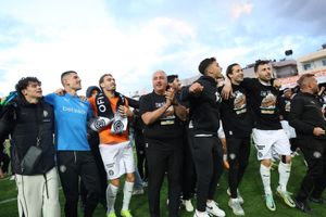 Ο θρίαμβος του ΟΦΗ μέσα από φωτογραφίες και βίντεο – Συγκίνηση για την πρόκριση στον τελικό του Κυπέλλου μετά από 35 χρόνια