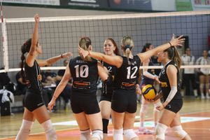 Βόλεϊ: Μια νίκη από την άνοδο απέχουν οι γυναίκες του ΟΦΗ