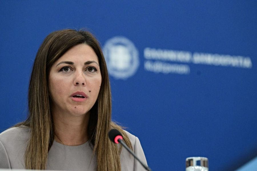 Ζαχαράκη: «Ο Πάπας Φραγκίσκος αφιέρωσε τη ζωή του στην υπηρεσία του πλησίον»