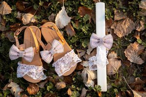 Γιατί οι νονοί αγοράζουν παπούτσια στα βαφτιστήρια το Πάσχα;