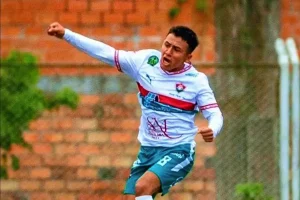 Περού: Νεκρός 21χρονος ποδοσφαιριστής μετά από σύγκρουση με τερματοφύλακα