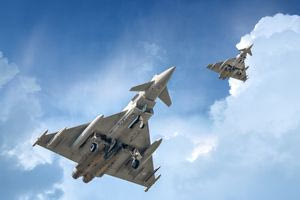 Βρετανικά μαχητικά αναχαίτισαν ρωσικά πολεμικά αεροσκάφη στη Βαλτική