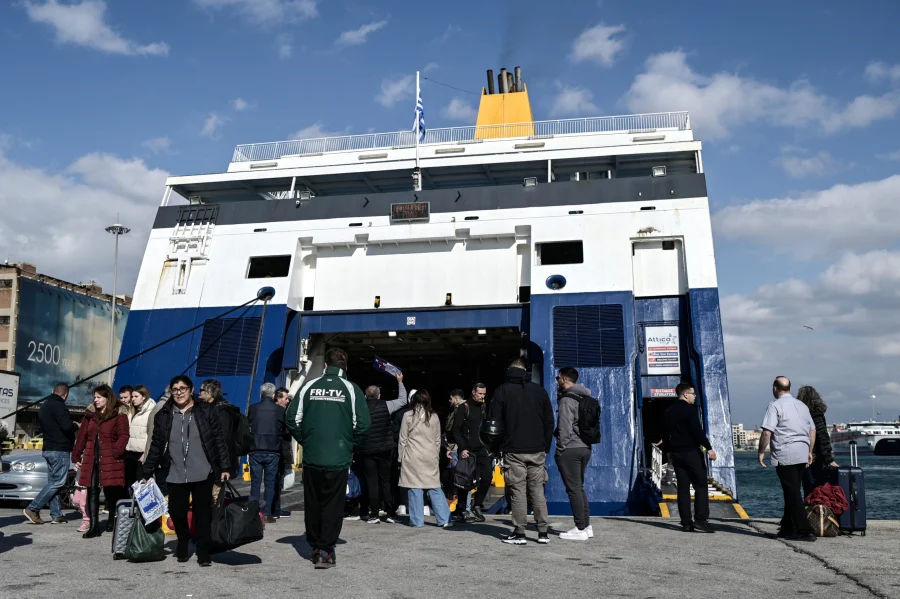 Τι είπε ο Υφυπουργός Ναυτιλίας για τις αυξήσεις στα ακτοπλοϊκά