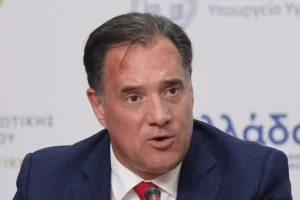 Τρία χρόνια φυλάκισης με αναστολή στο άτομο που απειλούσε με αναρτήσεις τον Άδωνι Γεωργιάδη