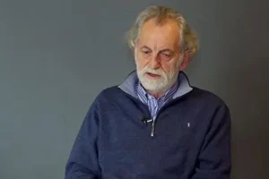 Μιχάλης Αεράκης: Οι 3 όροι που έθεσε στη σύζυγό του για να την παντρευτεί