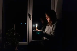 Τα πέντε πράγματα που πρέπει να έχετε μαζί σας σε περίπτωση μπλακ άουτ