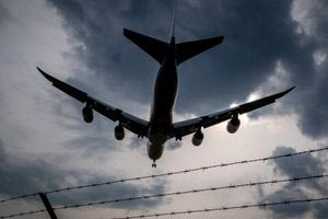 Bloomberg: Η Κίνα «παγώνει» τις παραλαβές αμερικανικών Boeing από τις αεροπορικές εταιρείες της