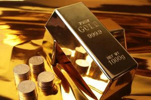 «Τρελάθηκε» και η τιμή του χρυσού από τον εμπορικό πόλεμο του Τραμπ