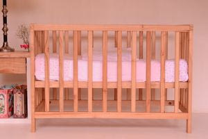 Πώς να καθαρίσετε σωστά την κούνια του μωρού