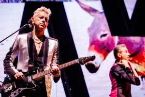 Οι Depeche Mode ανακοίνωσαν την κυκλοφορία νέας ταινίας με πλάνα από συναυλίες τους