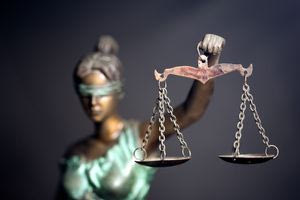 Το δίκαιο του δίκαιου και οι νόμοι