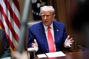 Ντόναλντ Τραμπ: Οι 100 πρώτες μέρες της 2ης θητείας του στην προεδρία των ΗΠΑ σε 10 στιγμές «κλειδιά»