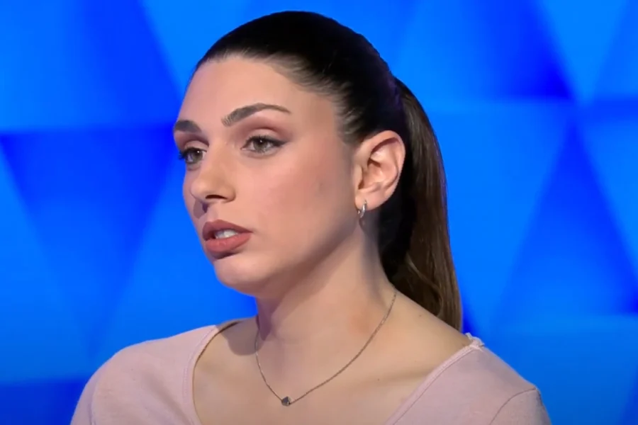 Απίστευτη παίκτρια στον «Τροχό της Τύχης» βρήκε τον γρίφο σε 2’ (Βίντεο)