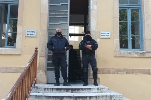 Προφυλακιστέος ο 62χρονος υπάλληλος του Υγεινομικού για χρηματισμό