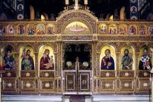 Ληστές διέρρηξαν ναό και αφαίρεσαν τάματα από εικόνα της Παναγίας στη Θεσσαλονίκη