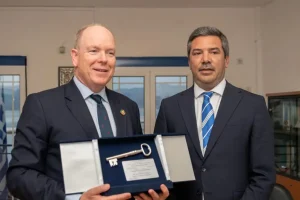 Πρίγκιπας Αλβέρτος του Μονακό: Ανακηρύχθηκε επίτιμος δημότης Ελαφονήσου