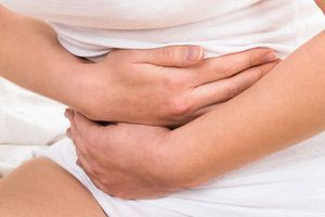 Ενδομητρίωση: Πώς επηρεάζει η γλουτένη, ο καφές, τα γαλακτοκομικά και το αλκοόλ